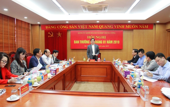 Đồng chí Phạm Viết Thanh - Ủy viên Trung ương Đảng, Bí thư Đảng ủy Khối chủ trì Hội nghị.