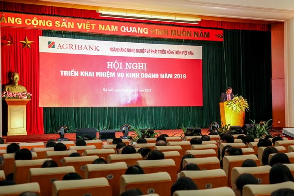 Toàn cảnh hội nghị.