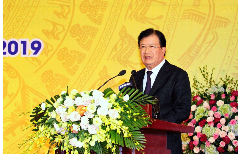 Phó Thủ tướng Chính phủ Trịnh Đình Dũng phát biểu tại Hội nghị