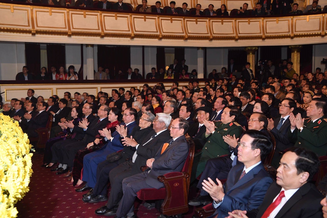 Các đại biểu tham dự buổi Lễ.