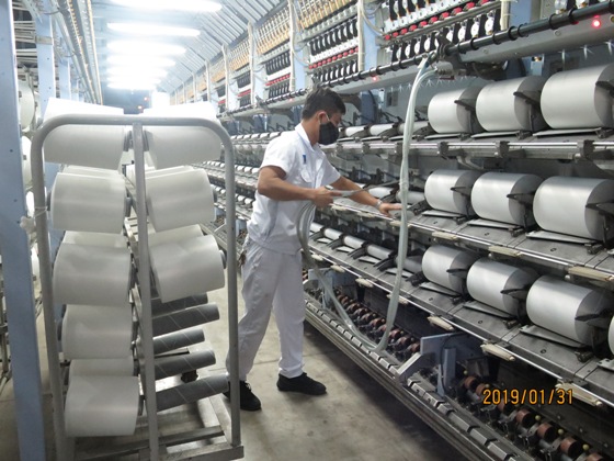 Phân xưởng sản xuất sợi DTY của NMXS Đình Vũ.