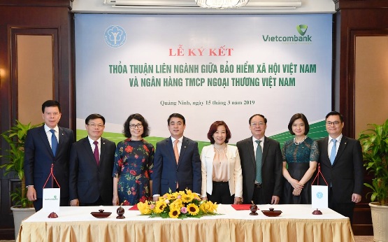 Các đại biểu tham dự lễ ký kết