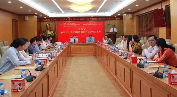 Các đại biểu tham dự lễ ký kết