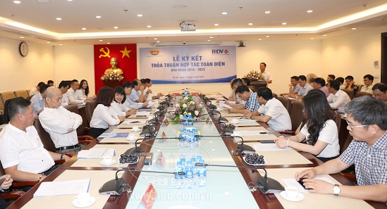 Quang cảnh Lễ ký kết.