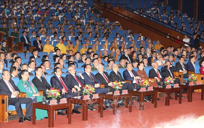 Các đồng chí lãnh đạo, nguyên lãnh đạo Đảng, Nhà nước dự Lễ kỷ niệm.