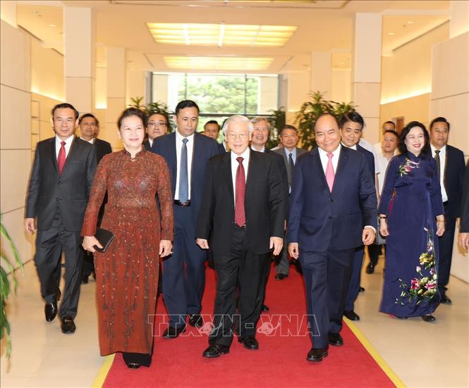 Tổng Bí thư, Chủ tịch nước Nguyễn Phú Trọng và các đồng chí lãnh đạo, nguyên lãnh đạo Đảng, Nhà nước đến dự Lễ kỷ niệm. 