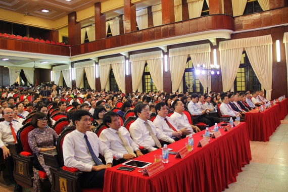 Các đại biểu tham dự Lễ phát động phong trào thi đua và Hội thi “Cán bộ, công chức, viên chức các cơ quan Đảng Trung ương thi đua thực hiện văn hóa công sở”. 