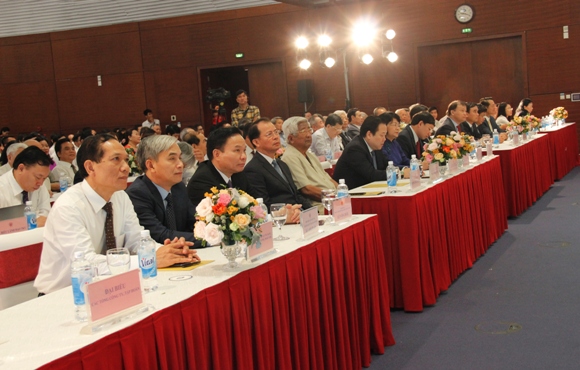 Các đại biểu tham dự buổi Lễ.