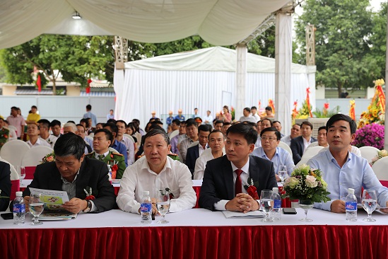 Các đại biểu tham dự Lễ khởi công.