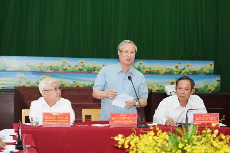 Ủy viên Bộ Chính trị, Thường trực Ban Bí thư Trần Quốc Vượng phát biểu tại buổi làm việc.