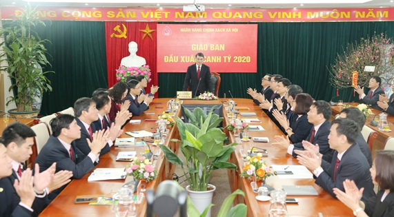 Quang cảnh buổi giao ban.