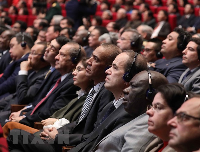 Các đại biểu quốc tế dự Lễ kỷ niệm 90 năm Ngày thành lập Đảng Cộng sản Việt Nam.