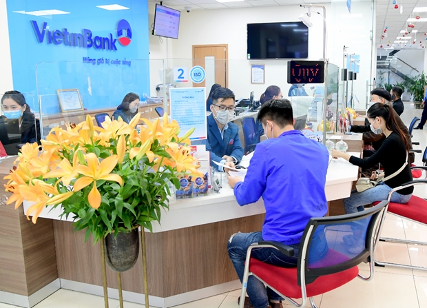 Giao dịch tại Vietinbank. 