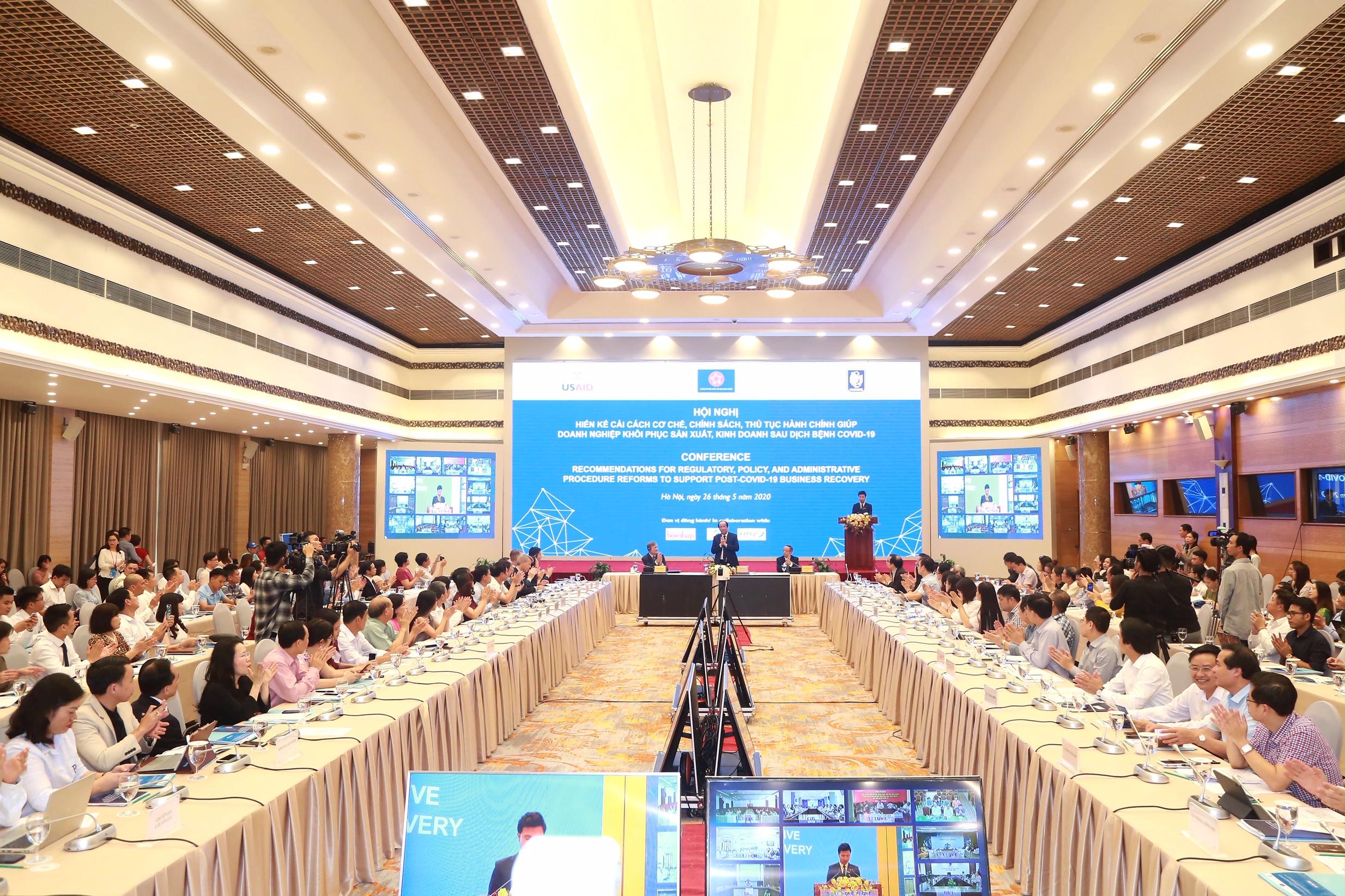 Toàn cảnh Hội nghị. 