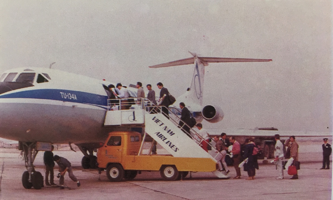 TCT xuất thân từ quân đội với đội máy bay khiêm tốn do Liên Xô sản xuất. (Ảnh: ĐB).