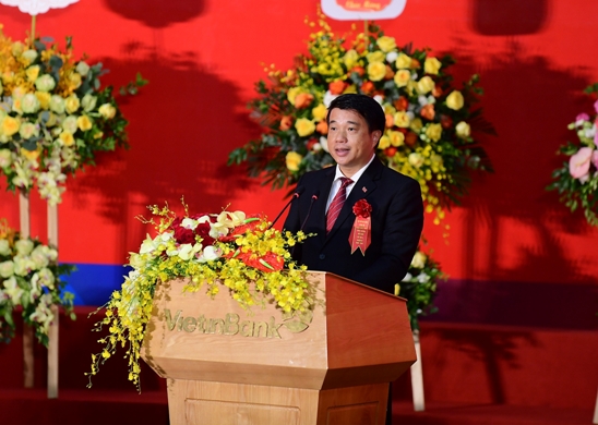 Đồng chí Y Thanh Hà Niê Kđăm - Ủy viên dự khuyết BCH Trung ương Đảng, Bí thư Đảng ủy Khối DNTW chủ trì Hội nghị.