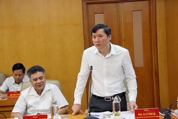 PGS.TS Lê Văn Lợi, Phó Giám đốc Học viện Chính trị Quốc gia Hồ Chí Minh tham gia ý kiến vào dự thảo Báo cáo chính trị Đại hội Đảng bộ Khối Doanh nghiệp Trung ương lần thứ III, nhiệm kỳ 2020 – 2025.