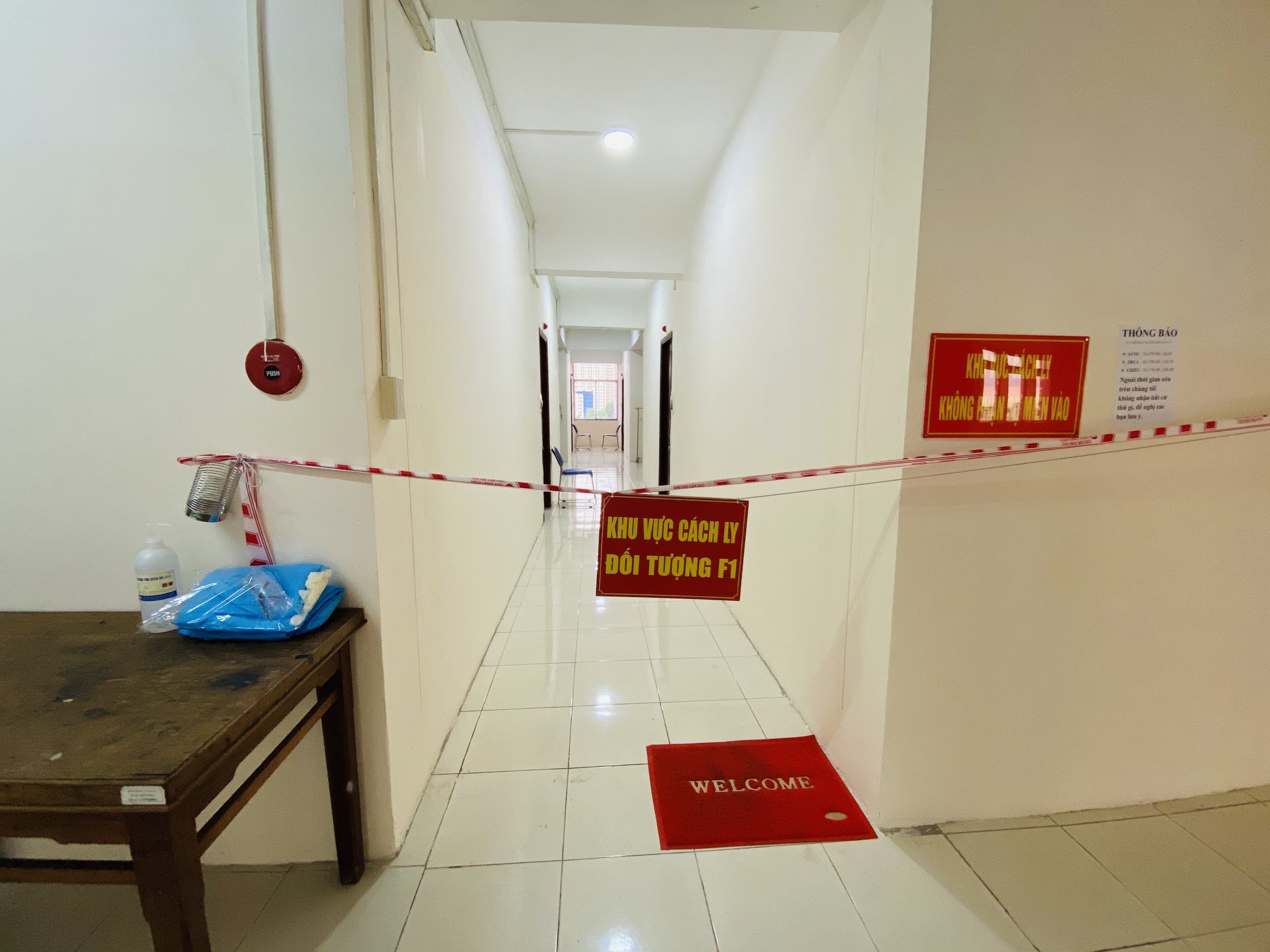 Các yêu cầu về phòng cách ly riêng biệt, vật dụng, quy trình khử khuẩn, an toàn an ninh, cách ly… đều đáp ứng tiêu chuẩn. 