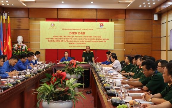 Toàn cảnh Diễn đàn.