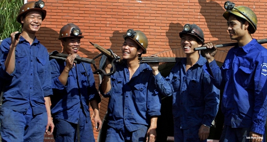 TKV đặt ra mục tiêu điều hành tiền lương bình quân chung và tiền lương các ngành, nghề không thấp hơn mức lương kế hoạch.