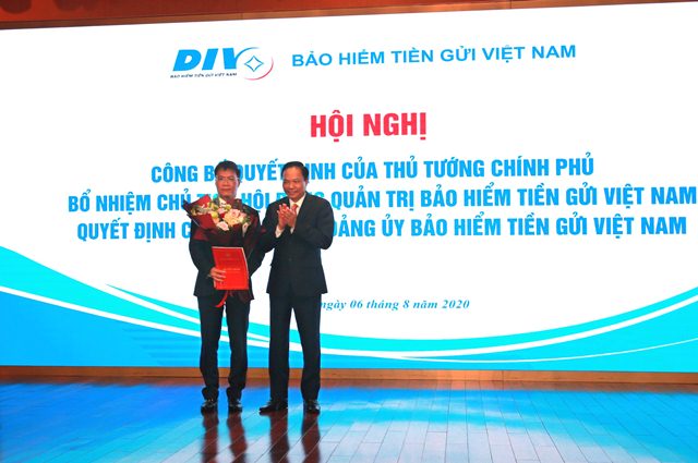 Đồng chí Lê Văn Châu