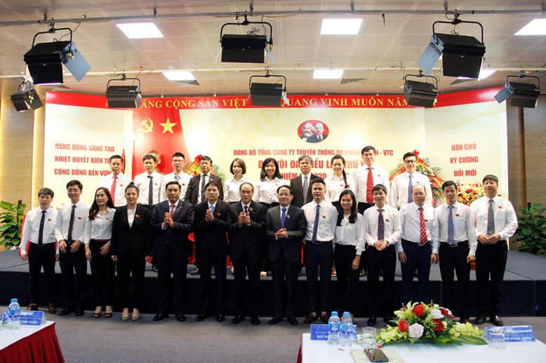 Ban Chấp hành Đảng bộ Tổng công ty nhiệm kỳ 2020-2025 ra mắt Đại hội.