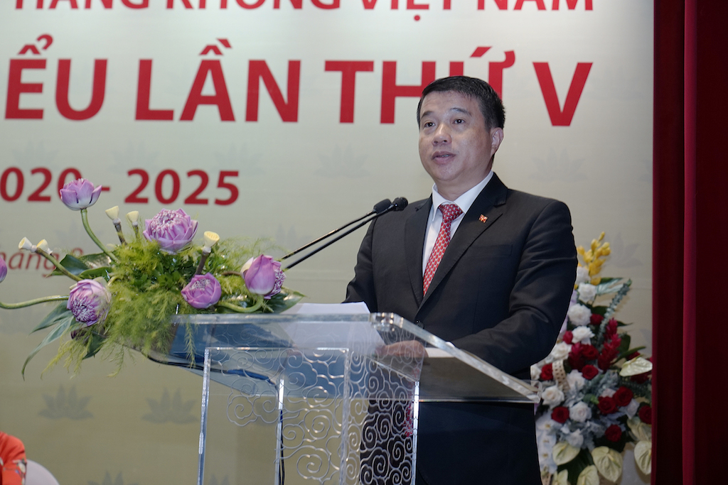 Đồng chí Y Thanh Hà Niê Kđăm - Ủy viên dự khuyết Ban Chấp hành Trung ương Đảng, Bí thư Đảng ủy Khối phát biểu chỉ đạo Đại hội.