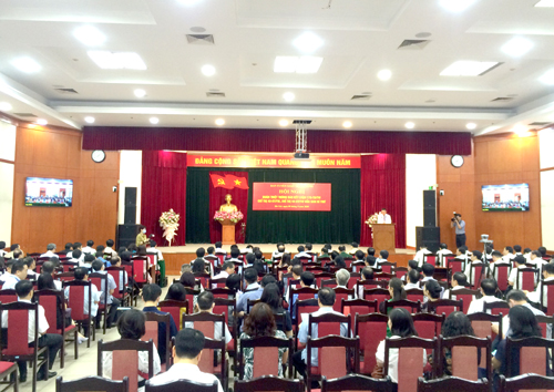 Toàn cảnh Hội nghị. 