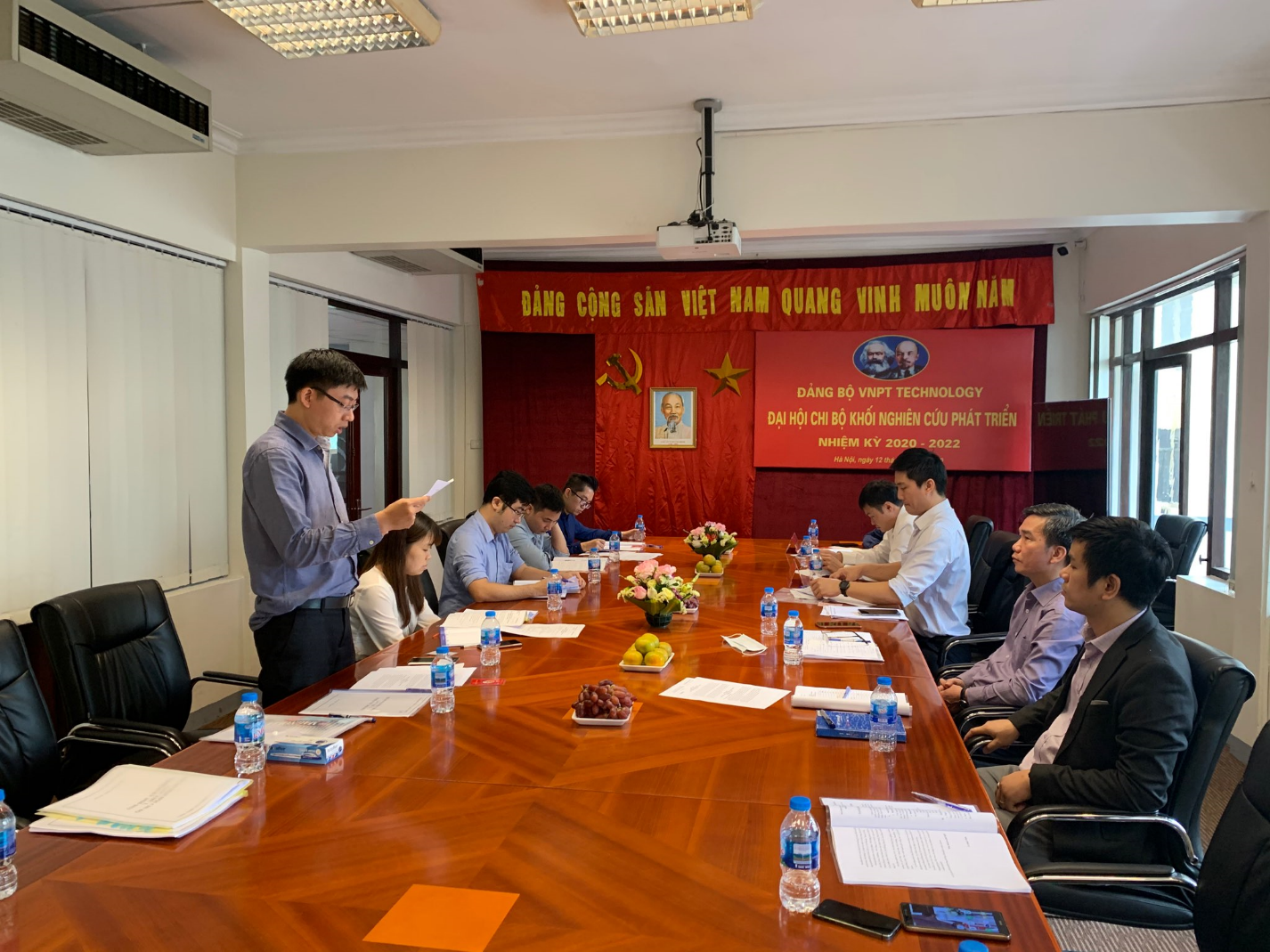 Đại hội Chi bộ Khối Nghiên cứu phát triển lần thứ nhất nhiệm kỳ 2020-2022.