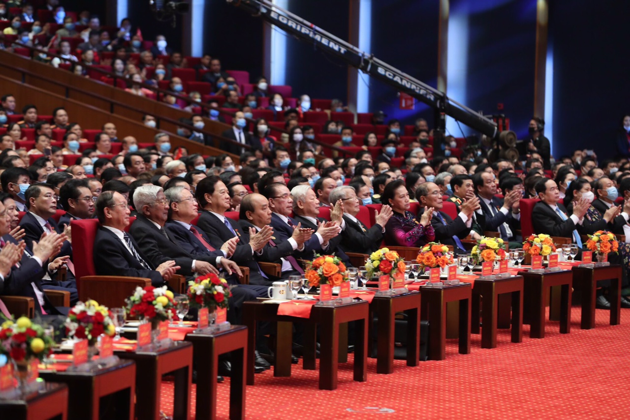 Các đồng chí lãnh đạo Đảng, Nhà nước dự Đại hội.