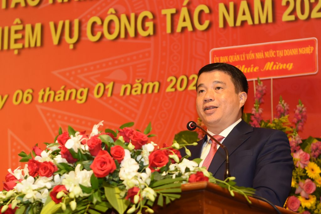 Đồng chí Y Thanh Hà Niê Kđăm - Bí thư Đảng ủy Khối Doanh nghiệp Trung ương phát biểu tại Hội nghị.