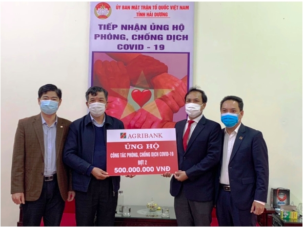 Agribank đồng hành cùng khách hàng và nhân dân tỉnh Hải Dương giữa tâm dịch COVID-19.