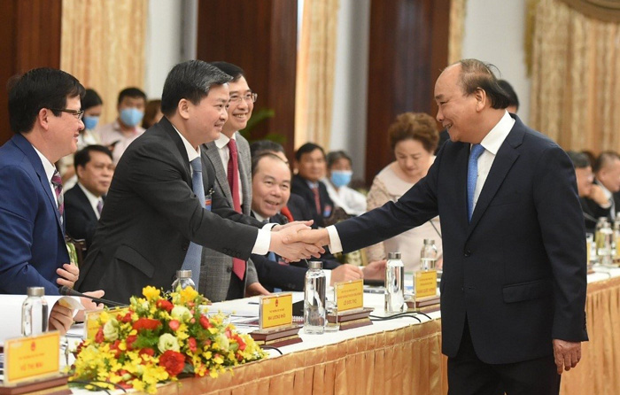 Đồng chí Lê Đức Thọ, Ủy viên BCH Trung ương Đảng, Bí thư Đảng ủy, Chủ tịch HĐQT VietinBank là một trong những đại diện doanh nghiệp tiêu biểu tham dự Đối thoại 2045