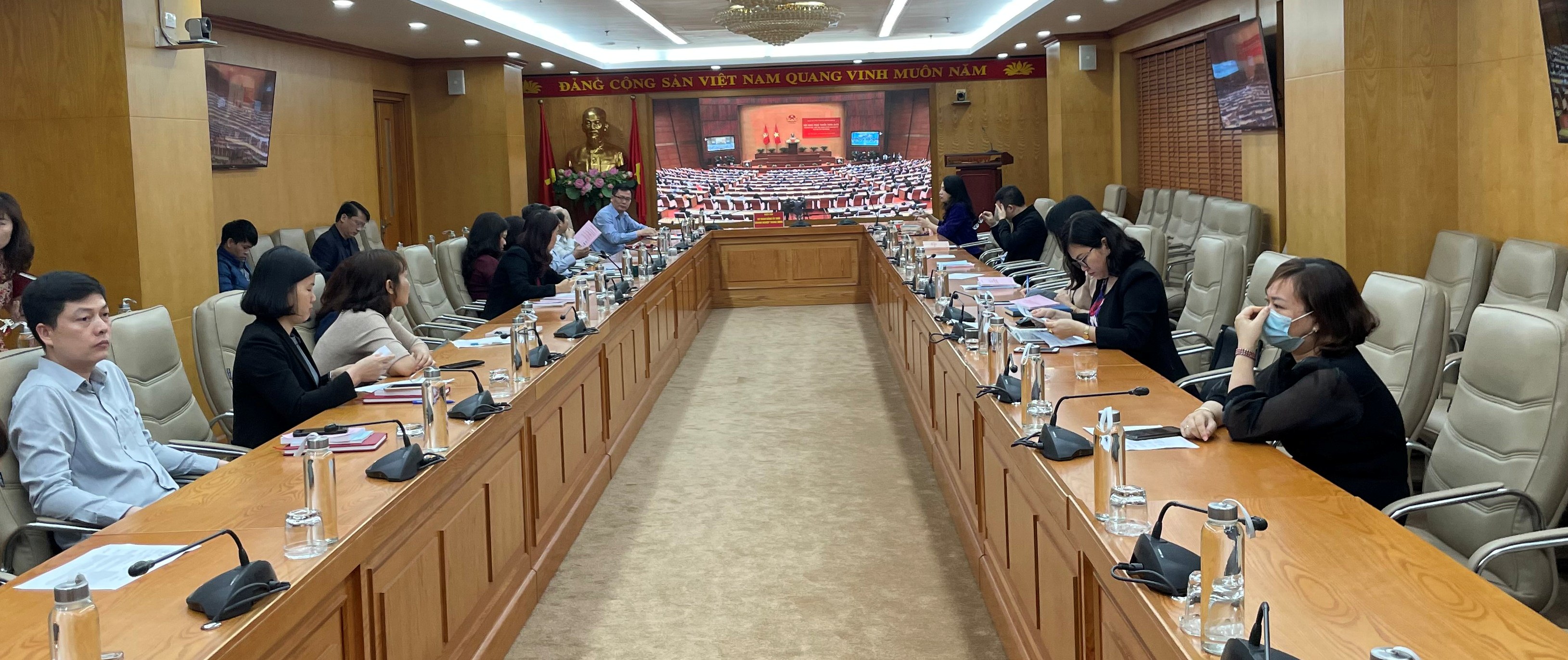 Điểm cầu của Đảng ủy Cơ quan Đảng ủy Khối.