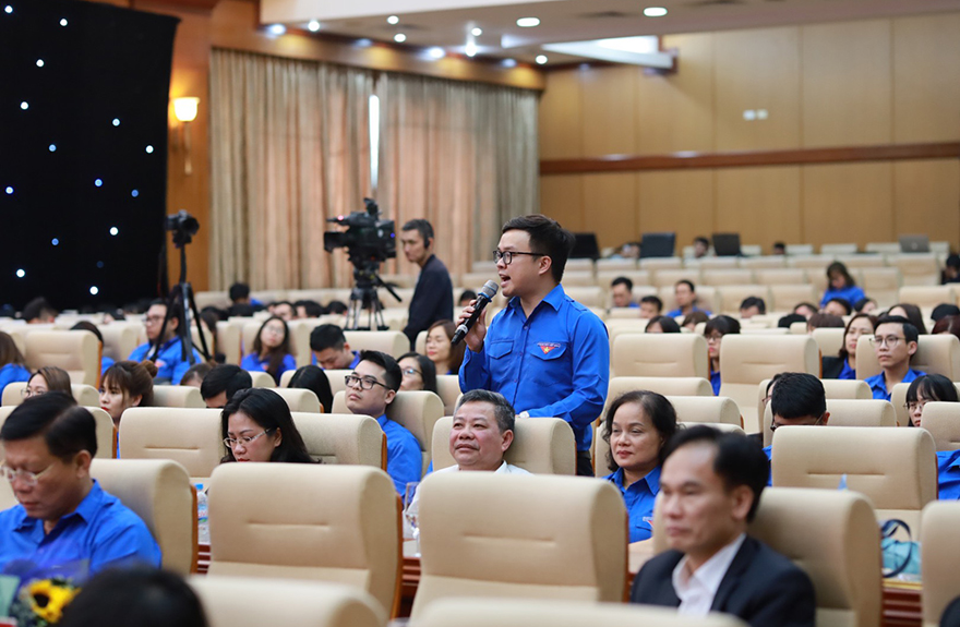 Đoàn viên thanh niên tham gia tọa đàm ra tại Hội nghị.