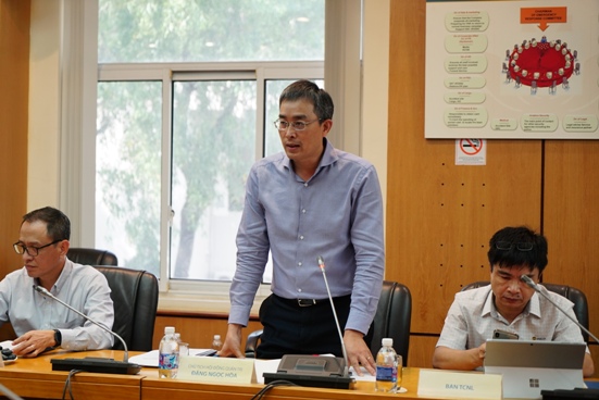 đồng chí Đặng Ngọc Hòa - Bí thư Đảng ủy, Chủ tịch HĐQT Tổng công ty Hàng không Việt Nam phát biểu tại Hội nghị.