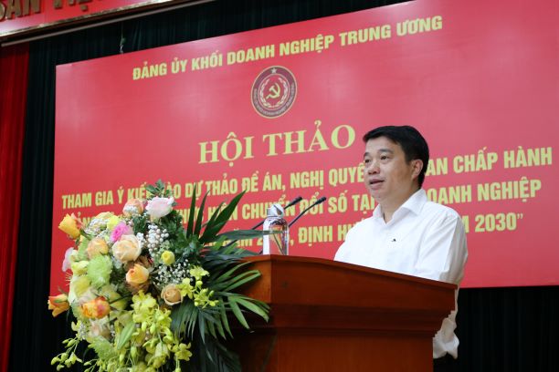 đồng chí Y Thanh Hà Niê Kđăm, Ủy viên Ban Chấp hành Trung ương Đảng, Bí thư Đảng ủy Khối Doanh nghiệp Trung ương phát biểu khai mạc Hội thảo.