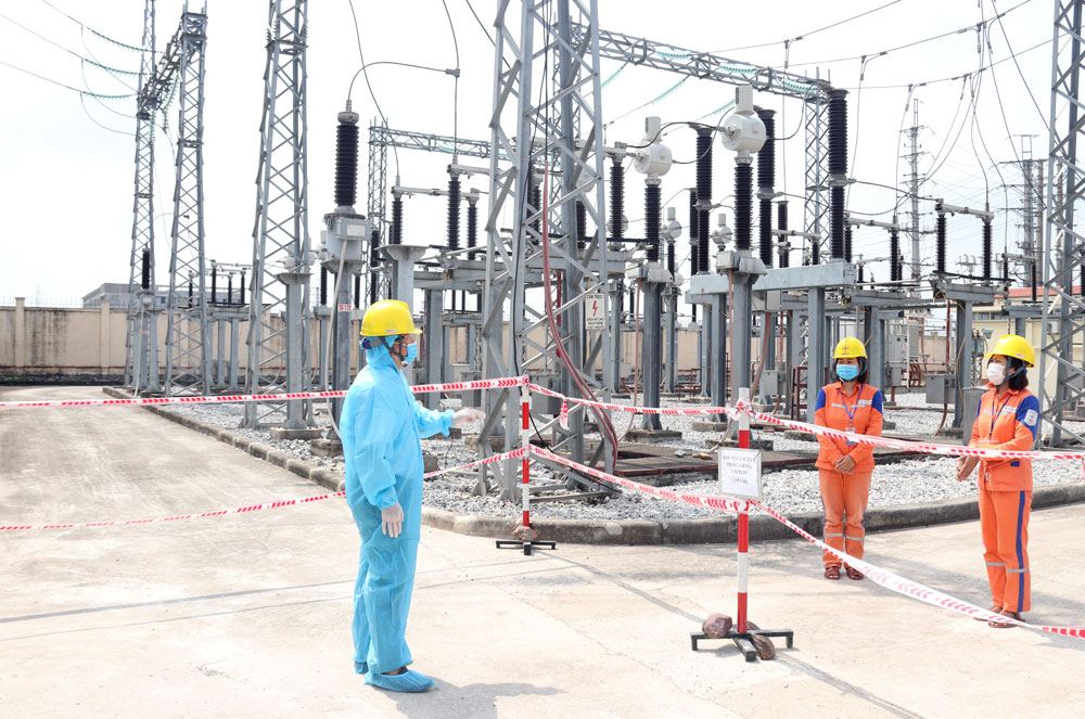 Các đơn vị thuộc Tập đoàn Điện lực Việt Nam thực hiện nghiêm quy định phòng, chống dịch COVID-19.