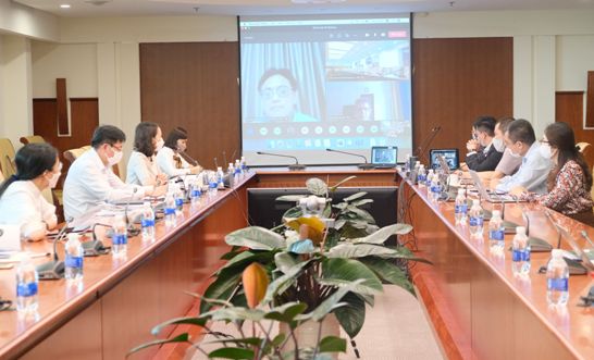 Quang cảnh lễ khởi động dự án thực hiện qua cầu truyền hình.