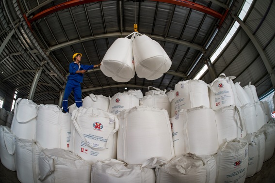 Sản phẩm alumin của Nhà máy Alumin Nhân Cơ được kiểm định nghiêm ngặt về chất lượng và xuất khẩu đi nhiều thị trường lớn.