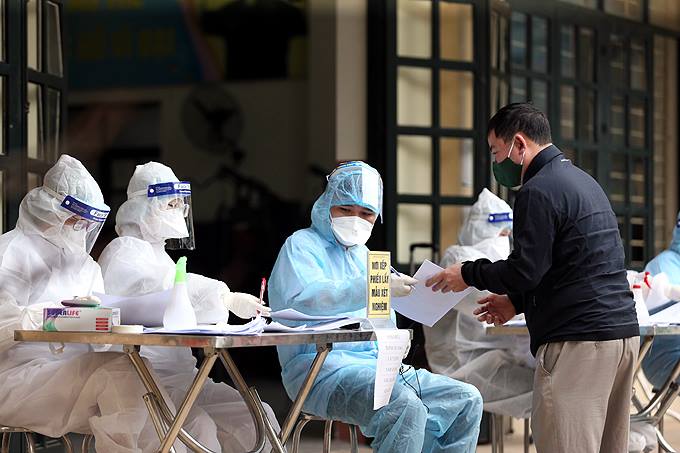 Năng lực xét nghiệm COVID-19 của chúng ta đã gia tăng đáng kể, tạo điều kiện truy vết nhanh hơn, khoanh vùng gọn hơn.