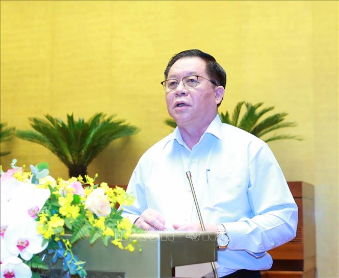 Đồng chí Nguyễn Trọng Nghĩa, Bí thư Trung ương Đảng, Trưởng Ban Tuyên giáo Trung ương phát biểu tại hội nghị.