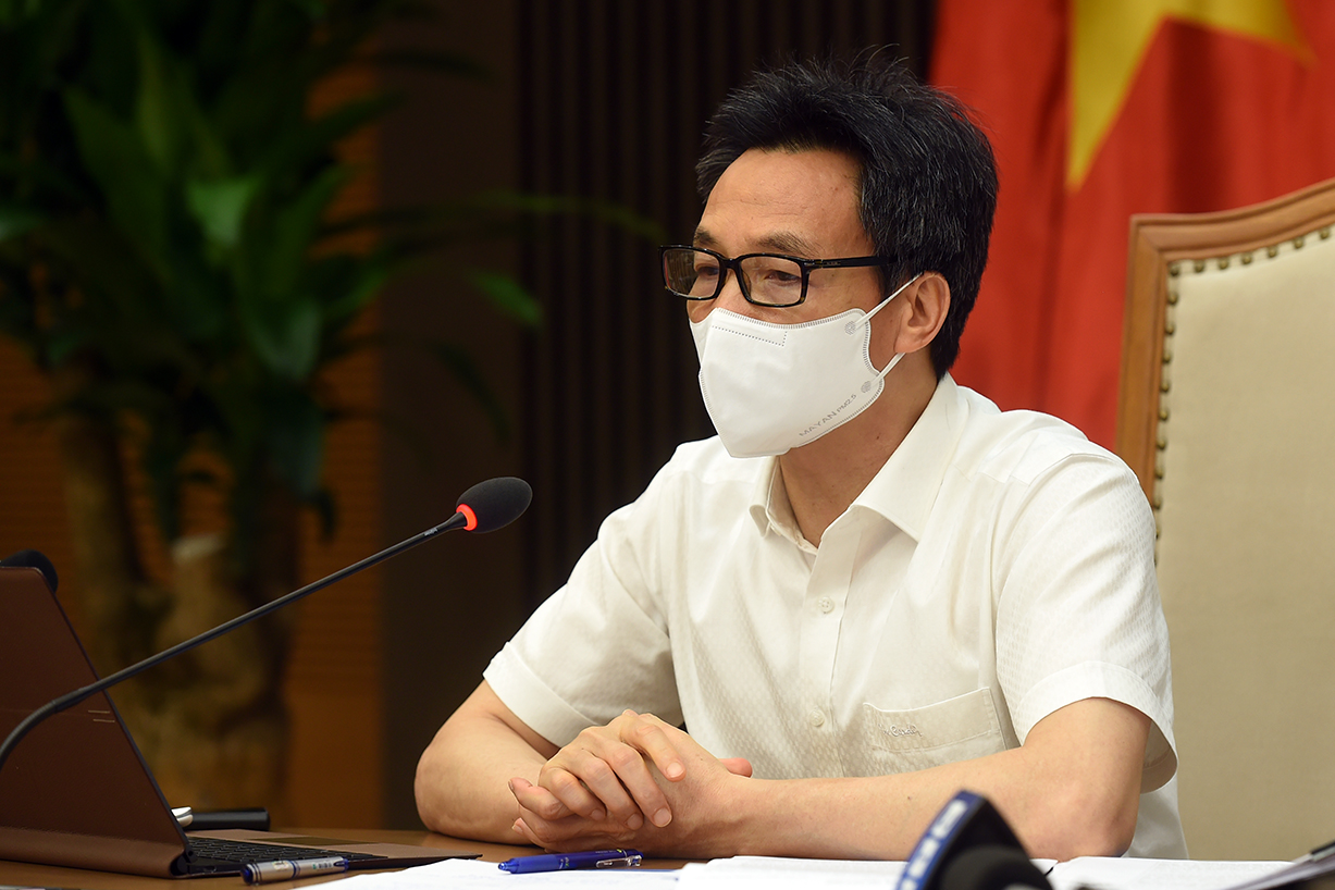 Phó Thủ tướng Vũ Đức Đam: khoanh rộng mà bên trong không chặt thì không chỉ ảnh hưởng đến kinh tế, xã hội mà chống dịch cũng sẽ rất khó khăn.