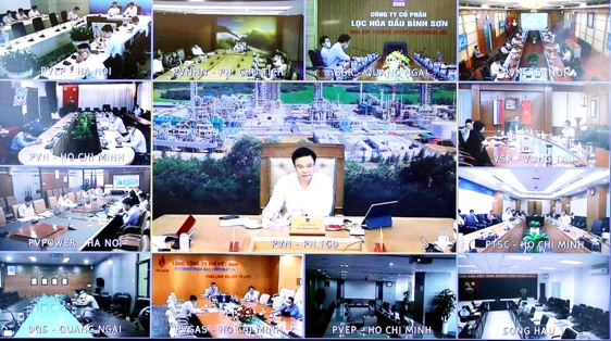 Cuộc họp trực tuyến với 13 điểm cầu trên cả nước.