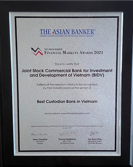 Chứng nhận giải thưởng của The Asian Banker.