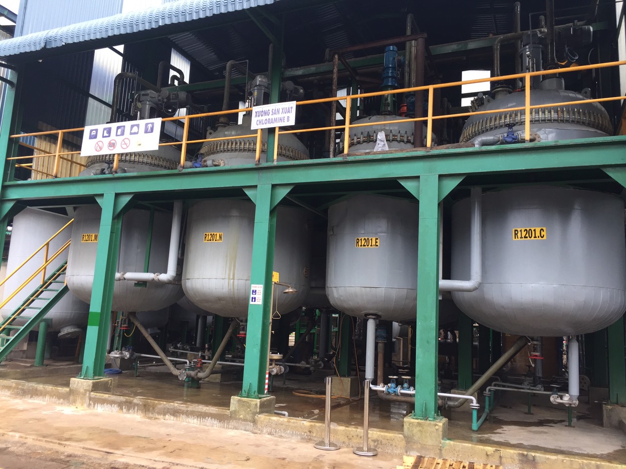 Dây chuyền sản xuât Chloramine B của Cty CP Hóa chất Cơ bản Miền Nam.