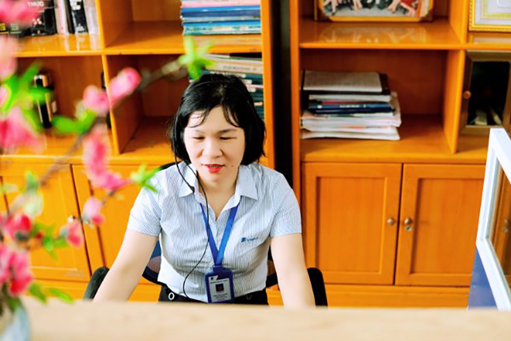 Tổng đài viên Nguyễn Thị Hoa.