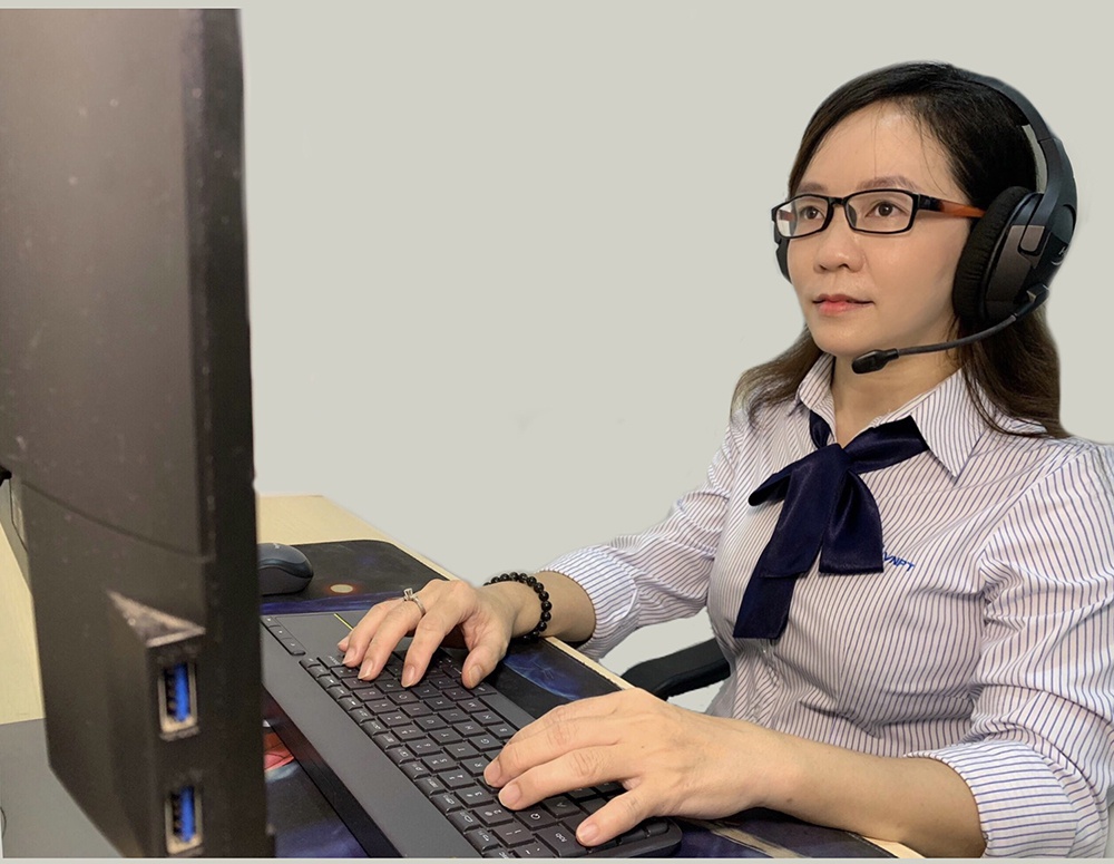 Tổng đài viên Nguyễn Thị Bích Thy.