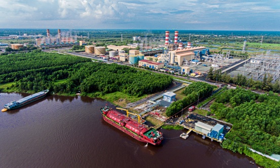 Cụm khí - điện - đạm Cà Mau.