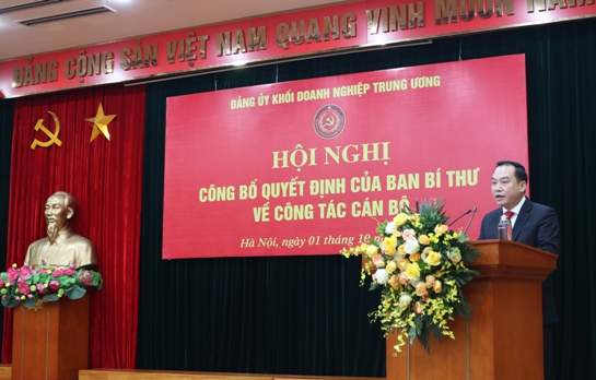 Đồng chí Hồ Xuân Trường, Phó Bí thư Đảng ủy Khối Doanh nghiệp Trung ương phát biểu nhận nhiệm vụ.